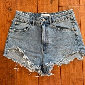 Zara Women's Light Blue Frayed Denim Shorts